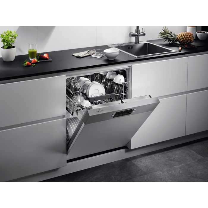 AEG - Dishwasher 60 cm - FEE53610ZM